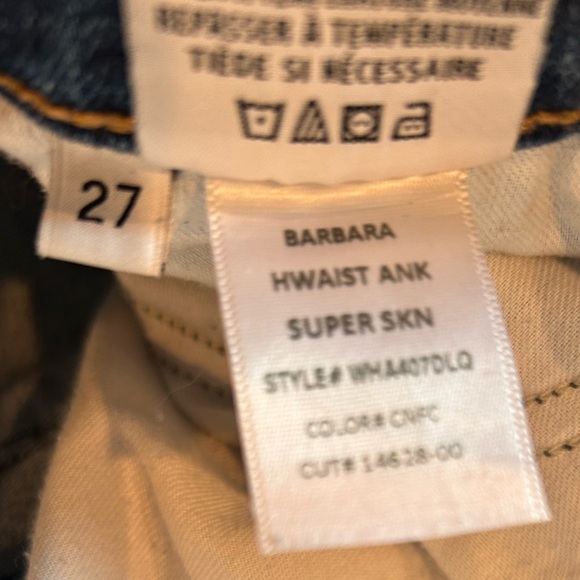 ✨Rare Hudson Barbara High waist skinny Jeans Medium Blue Denim Unique Pocket - Picture 8 of 9